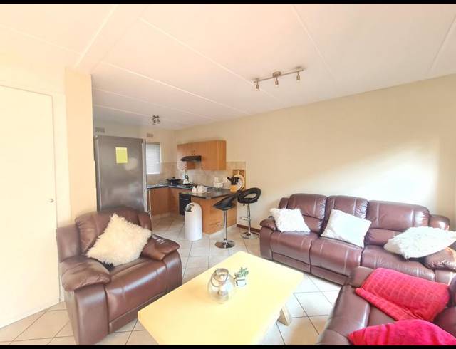 2 BEDROOM PROPERTY TO RENT IN PAULSHOF